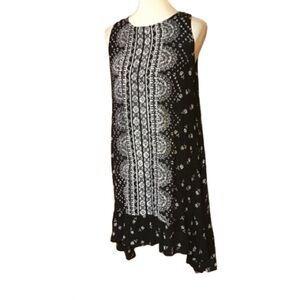 Camille & Co NWT lightweight geometric print dress